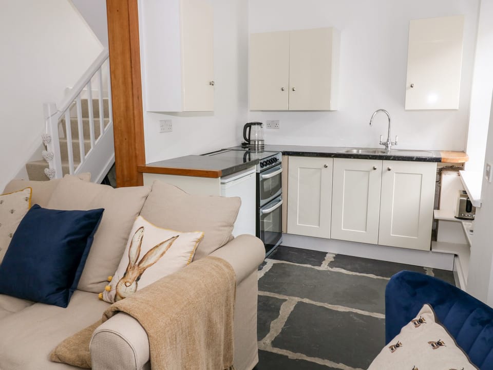 Cottage | 2 bedrooms, individually decorated, individually furnished, free WiFi
