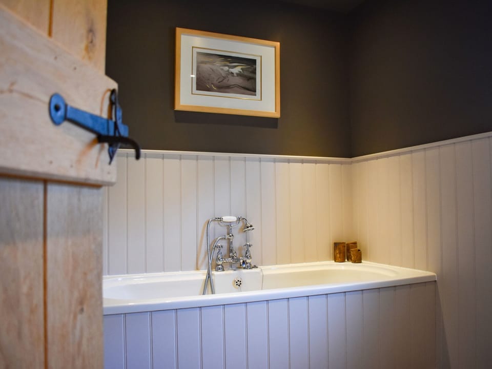 Yew Tree Cottage in England