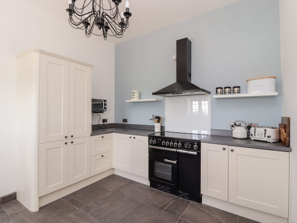 Cottage | Interior