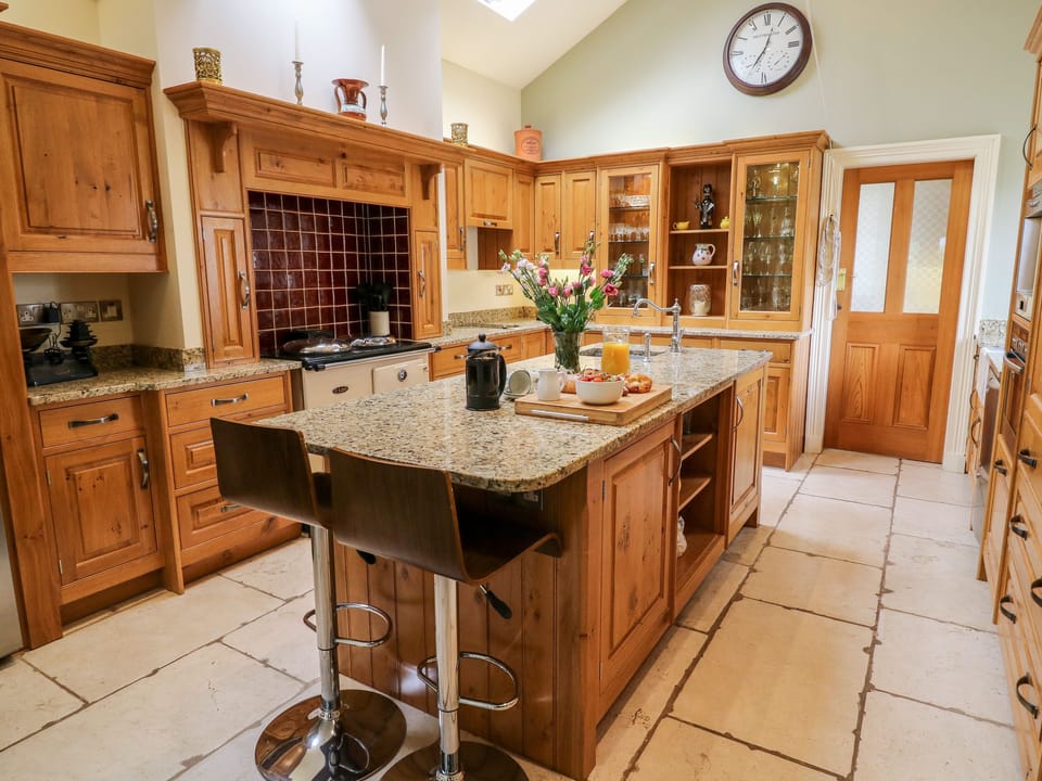 Cottage | Interior