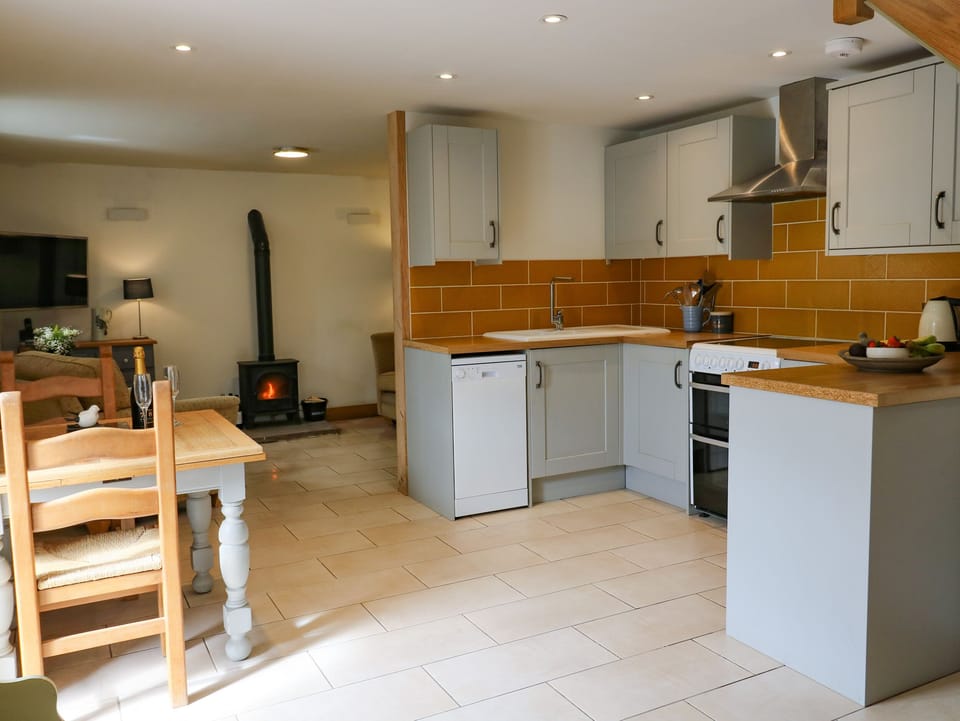 Cottage | Interior