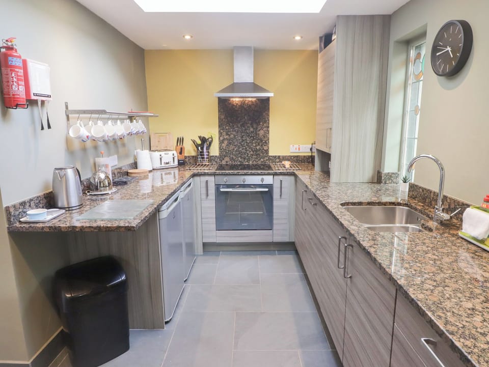 Cottage | Interior