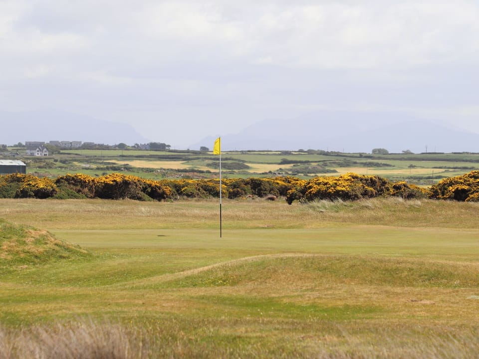 Cottage | Golf