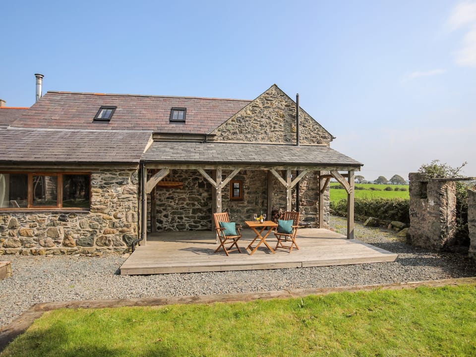 Cottage | Interior