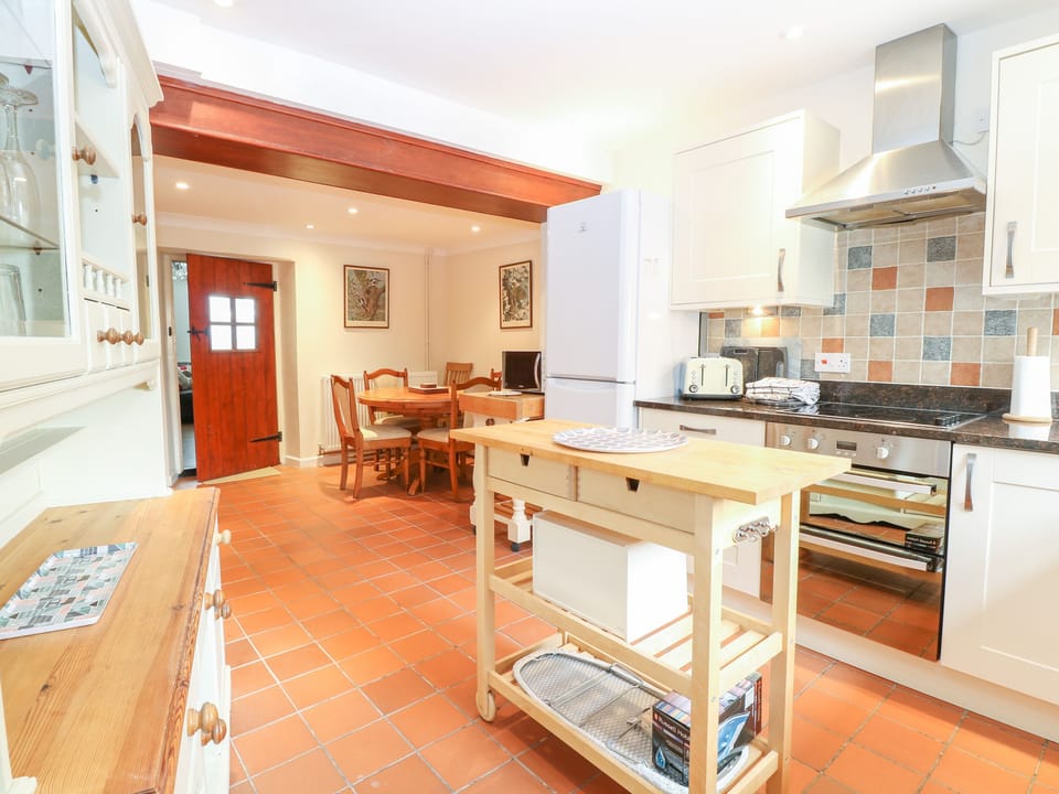 Cottage | Interior