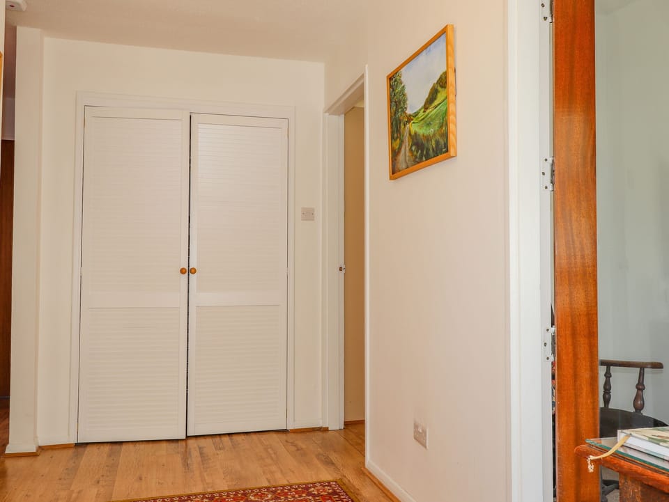 Cottage | 2 bedrooms, individually decorated, individually furnished, free WiFi