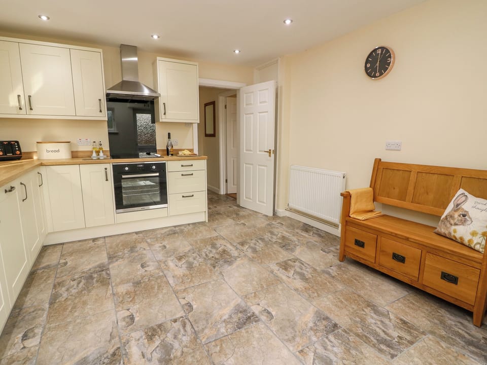 Cottage | Interior