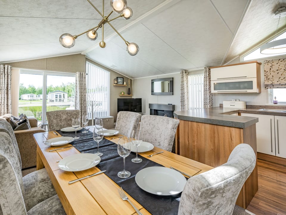 Cottage | Private kitchen | Fridge, microwave, dishwasher, electric kettle