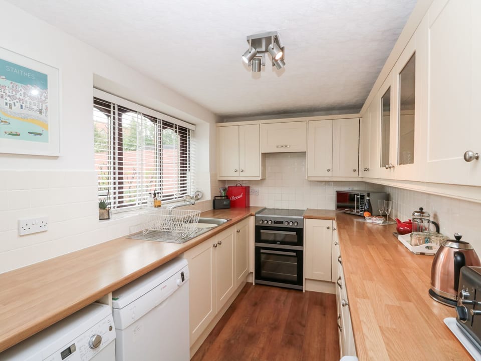 Cottage | Interior