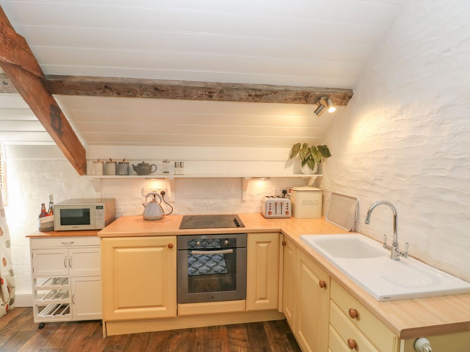 Cottage | Interior