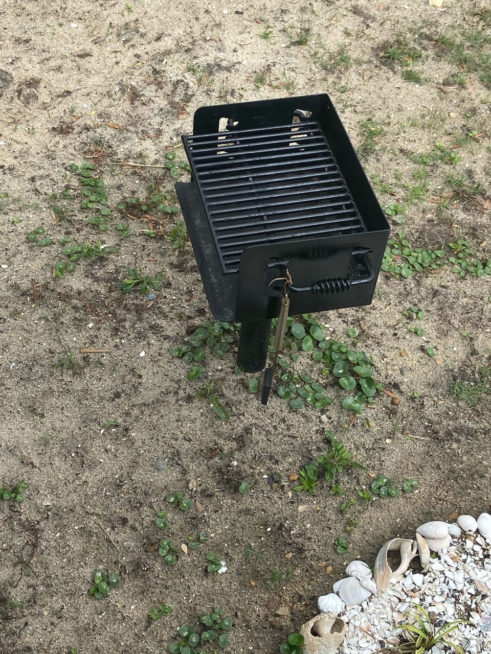 Park-style grill