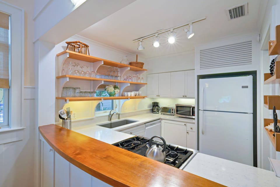 KITCHEN ON FIRST FLOOR OFF DINING AREA
