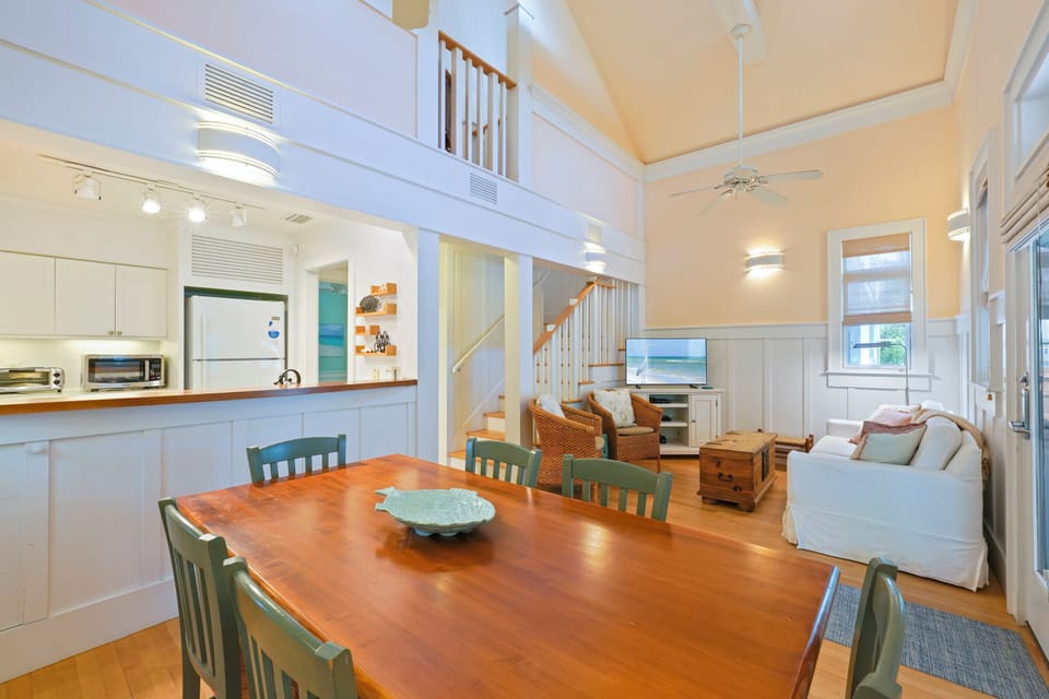 DINING AREA ALTERNATE VIEW FACING LIVING