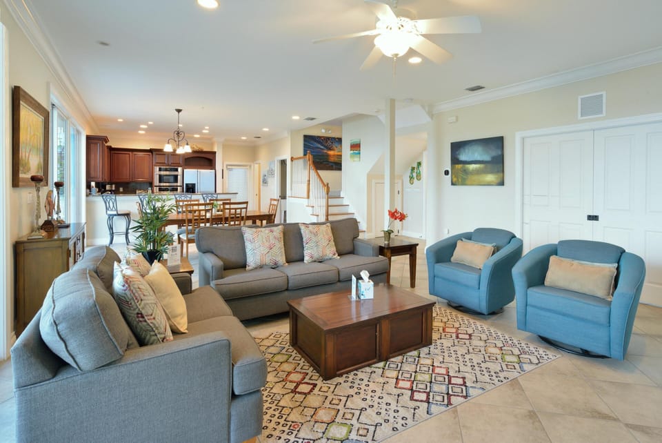 House, Multiple Beds (Seaside Retreat) | Living area
