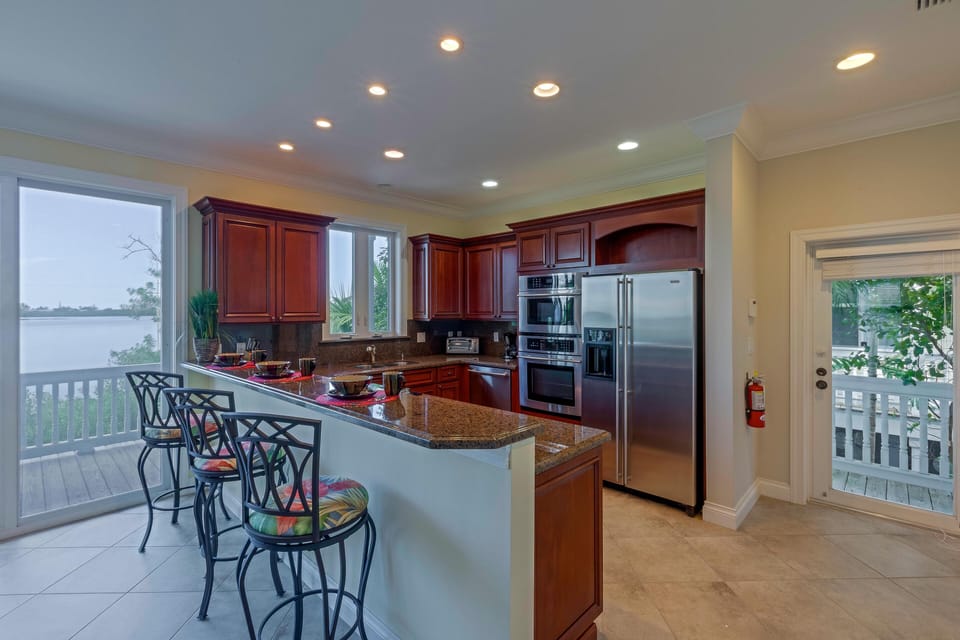 House, Multiple Beds (Seaside Retreat) | Private kitchen | Toaster