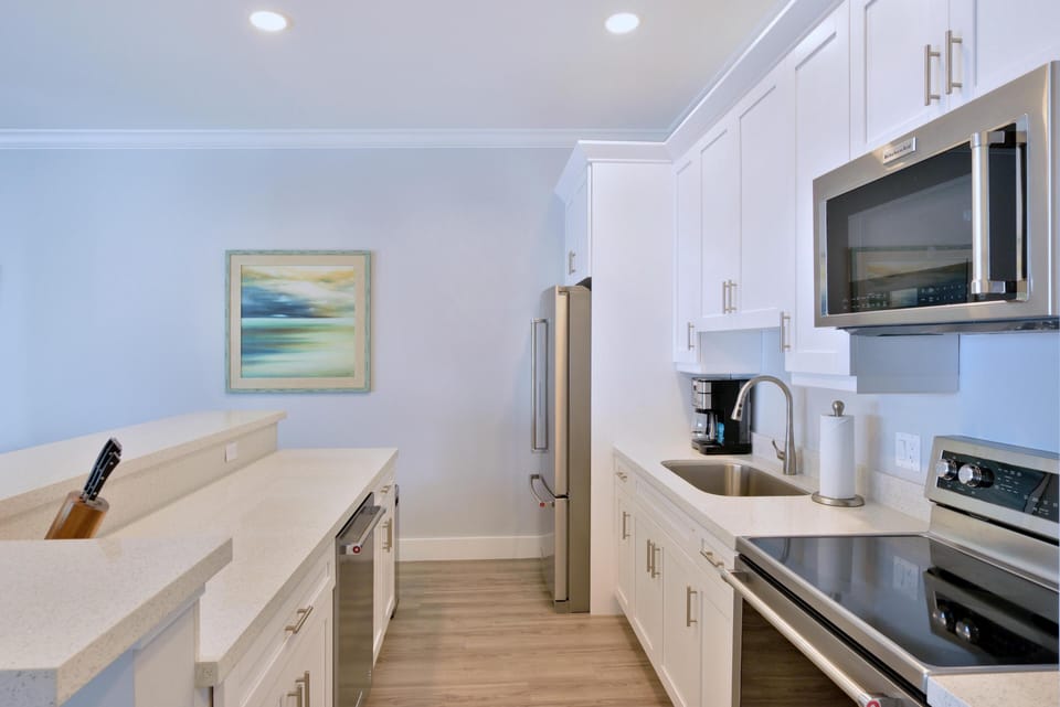 Condo, Multiple Beds, Bay View (Bayview Middle) | Private kitchen