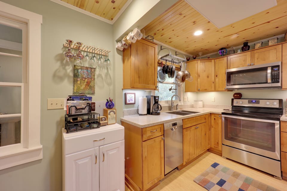 Fully Equipped Kitchen | Cooking Basics