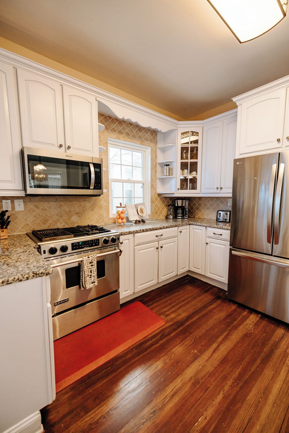 Fully stocked modern kitchen.