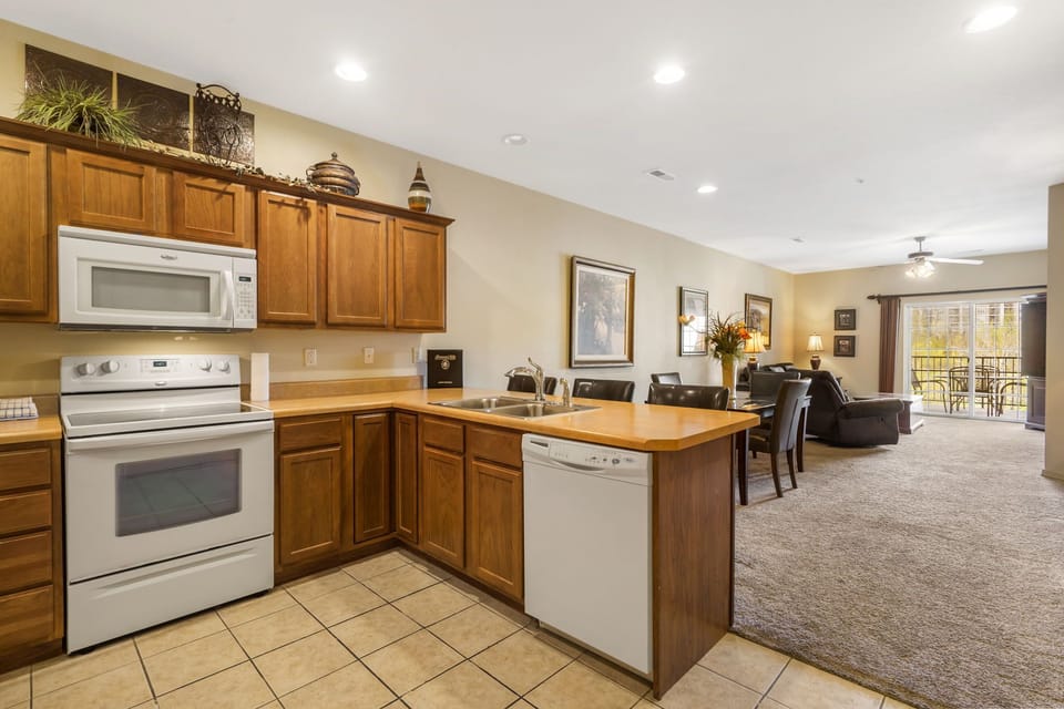 Full Kitchen with Major Appliances