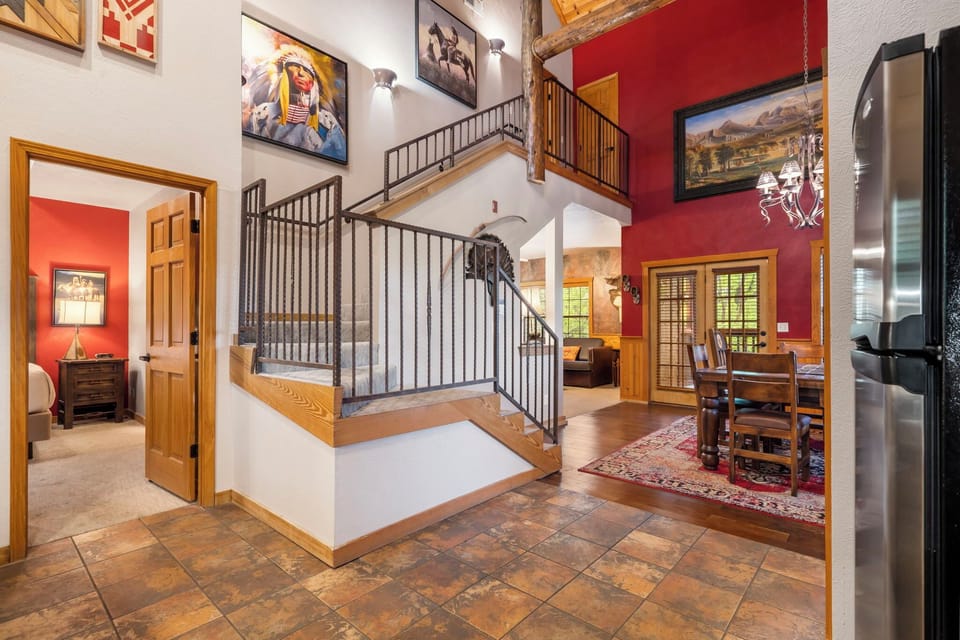 Open Floor Plan, Native American-Inspired Interior Design