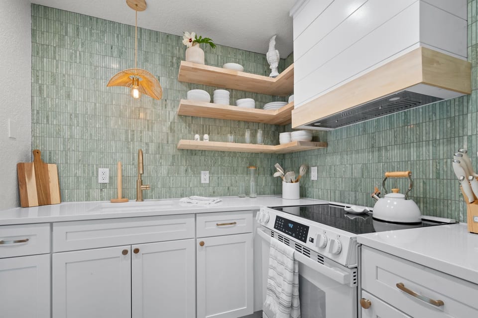 Beautiful tile and finishes