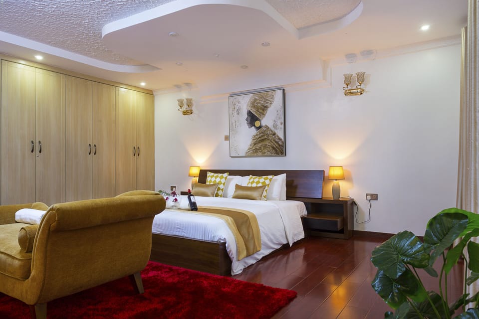 Executive Double Room | Soundproofing, WiFi (free), bed sheets