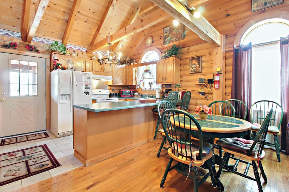 Studio (2 Bedrooms) | Property amenity