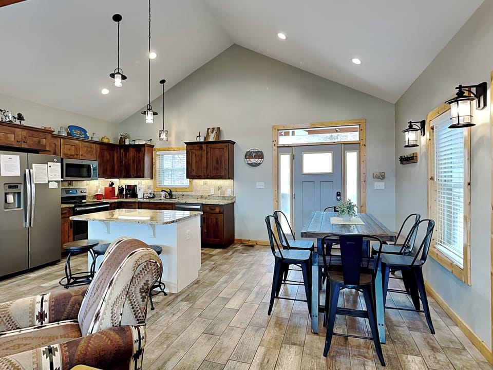 Studio (2 Bedrooms) | Property amenity