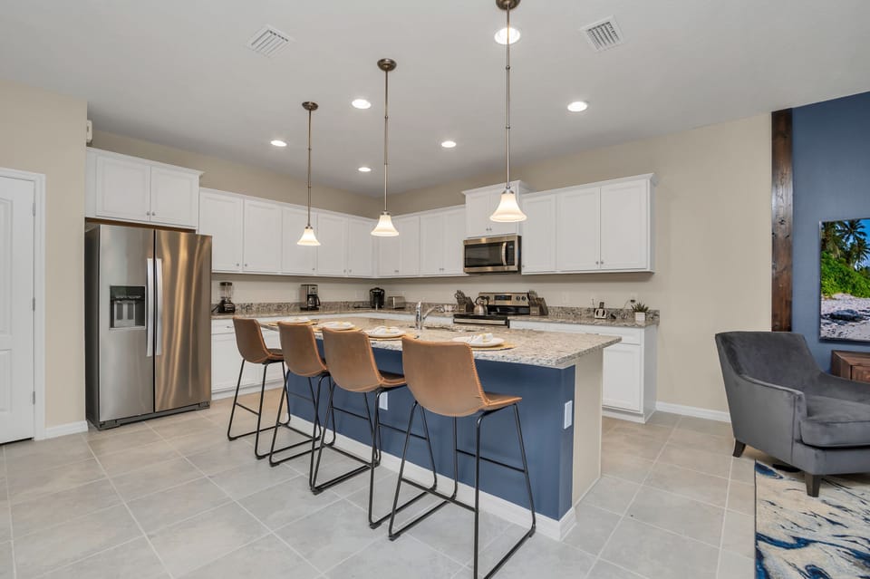 Gorgeous kitchen with barstool seating