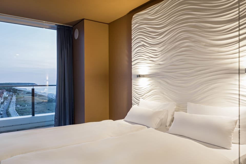 Desk, blackout drapes, free WiFi, bed sheets