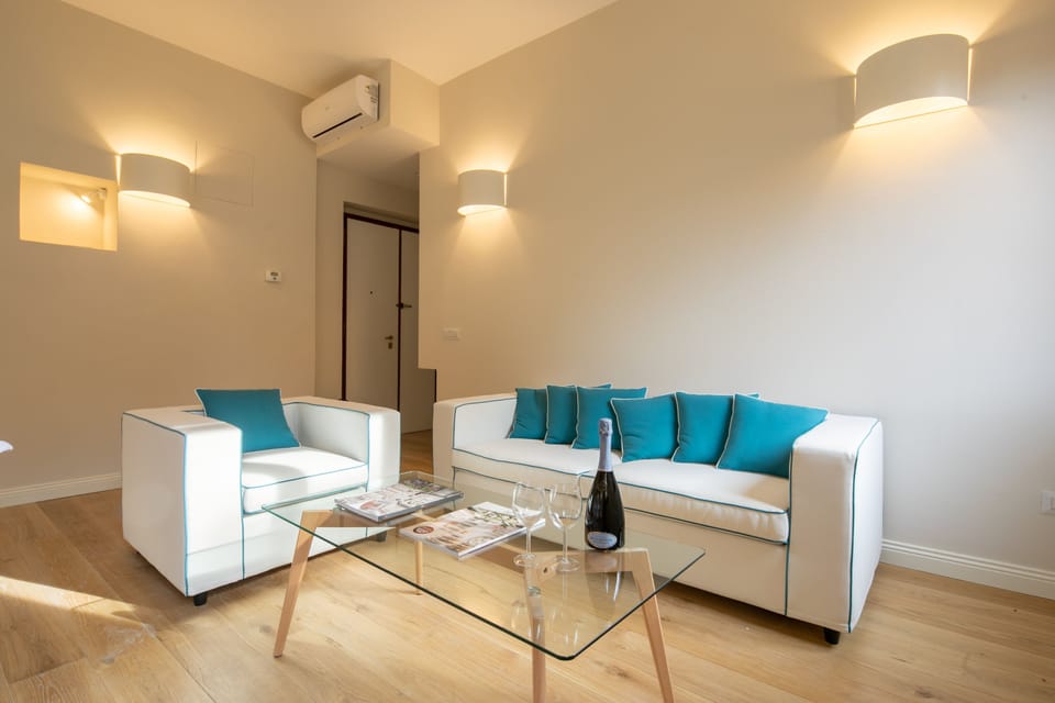 Design Apartment | Living area | Flat-screen TV
