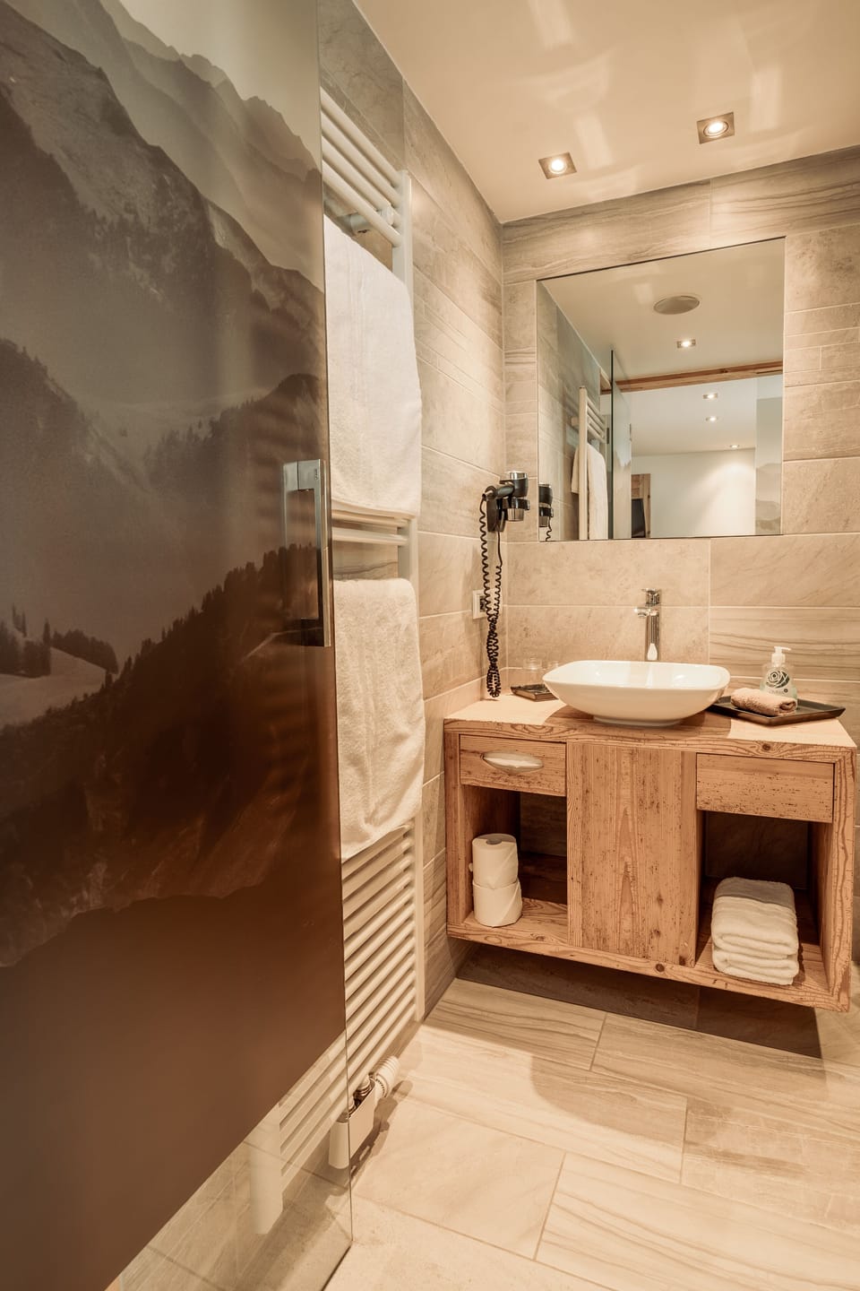 Signature Apartment | Bathroom | Towels