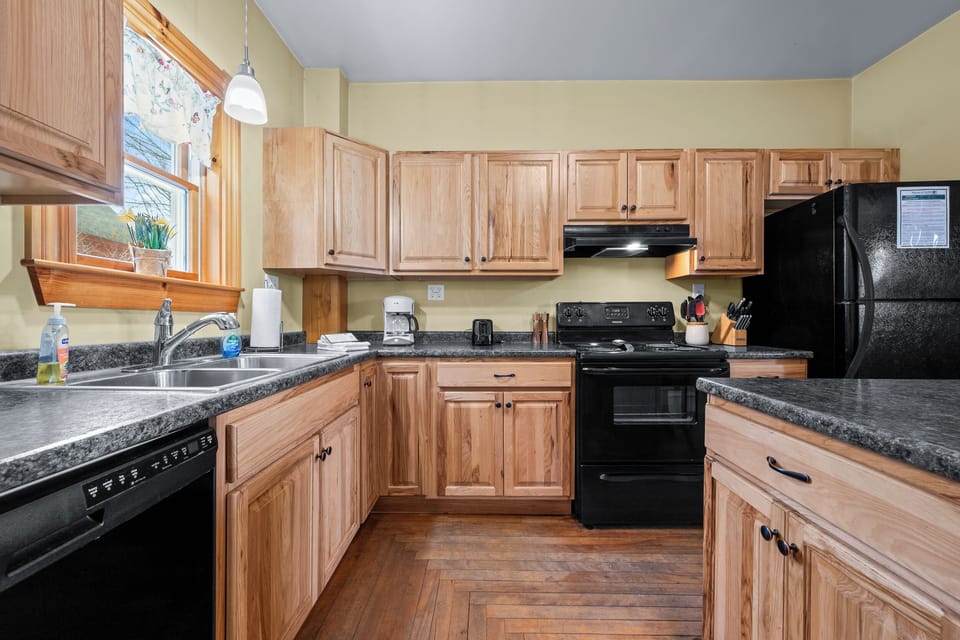 Fully equipped kitchen