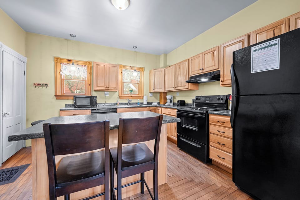 Fully equipped kitchen