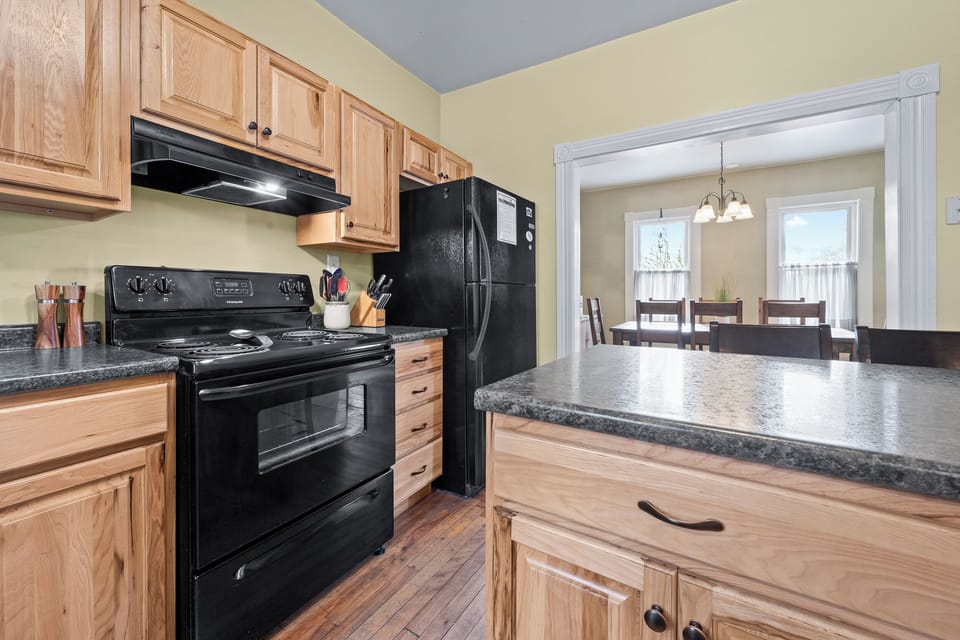 Fully equipped kitchen
