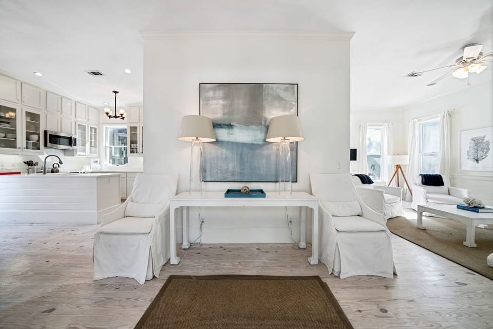 WELCOMING FOYER AT FRONT OF HOME