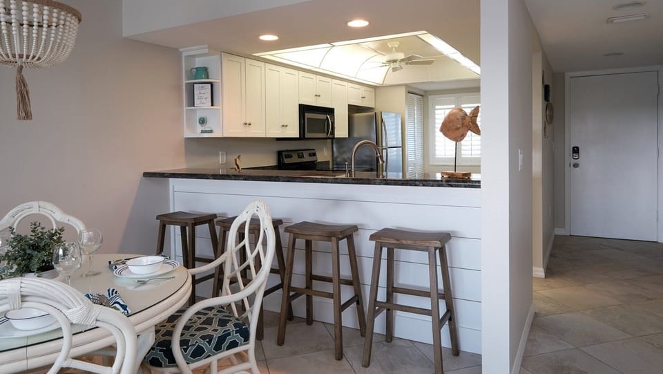 Additional Counter Seating