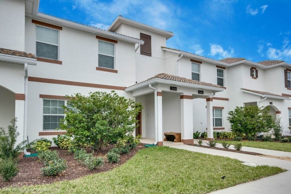 1568PlunkerDr-3