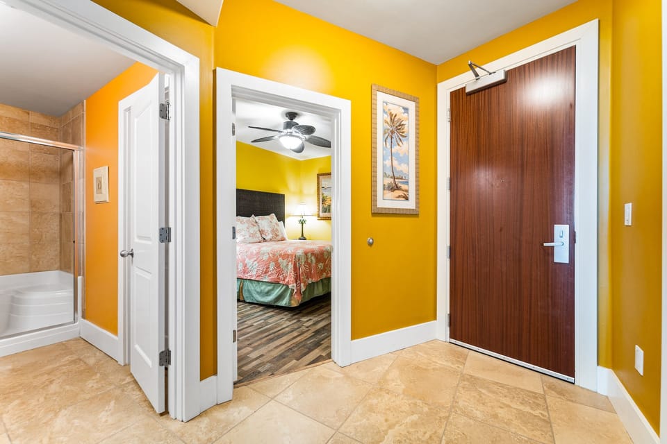Caribe Resort D414 Entryway