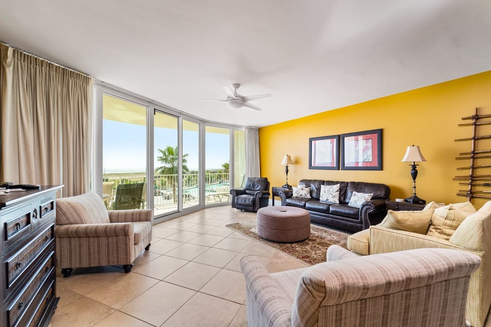 Caribe Resort D414 Living Room