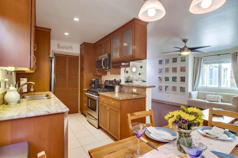 Kitchen and dining room.