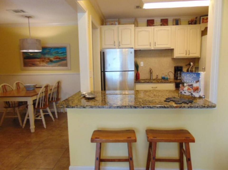 Breakfast bar