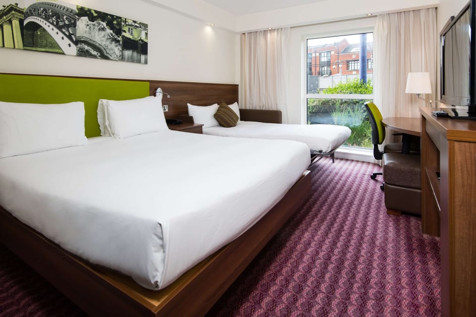 Room, 1 Queen Bed with Sofa bed | Living area | 55-inch LCD TV with satellite channels, TV