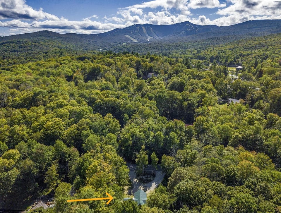 Yellow arrow shows our home and the proximity to Killington.