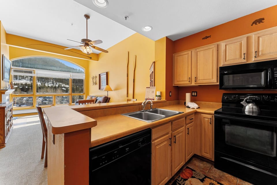 Condo (1 Bedroom) | Property amenity