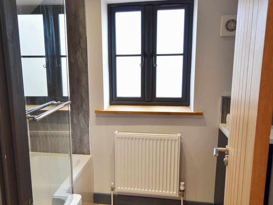 En-suite | The Tack Room - Swafield Barns, Swafield, near North Walsham