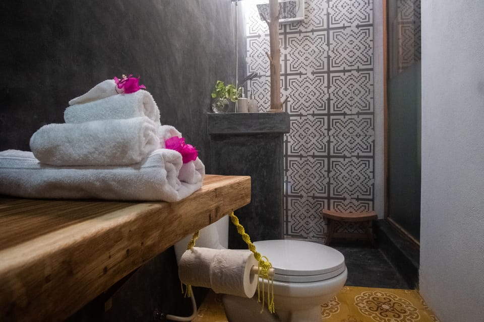 Superior Double Room | Bathroom amenities | Free toiletries, slippers, bidet, towels