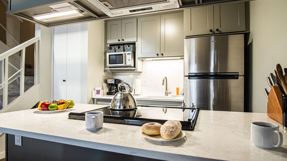 Breakfast Bar