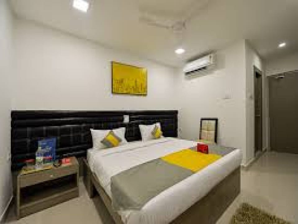 Room, 5 Bedrooms, Accessible, Smoking | 5 bedrooms