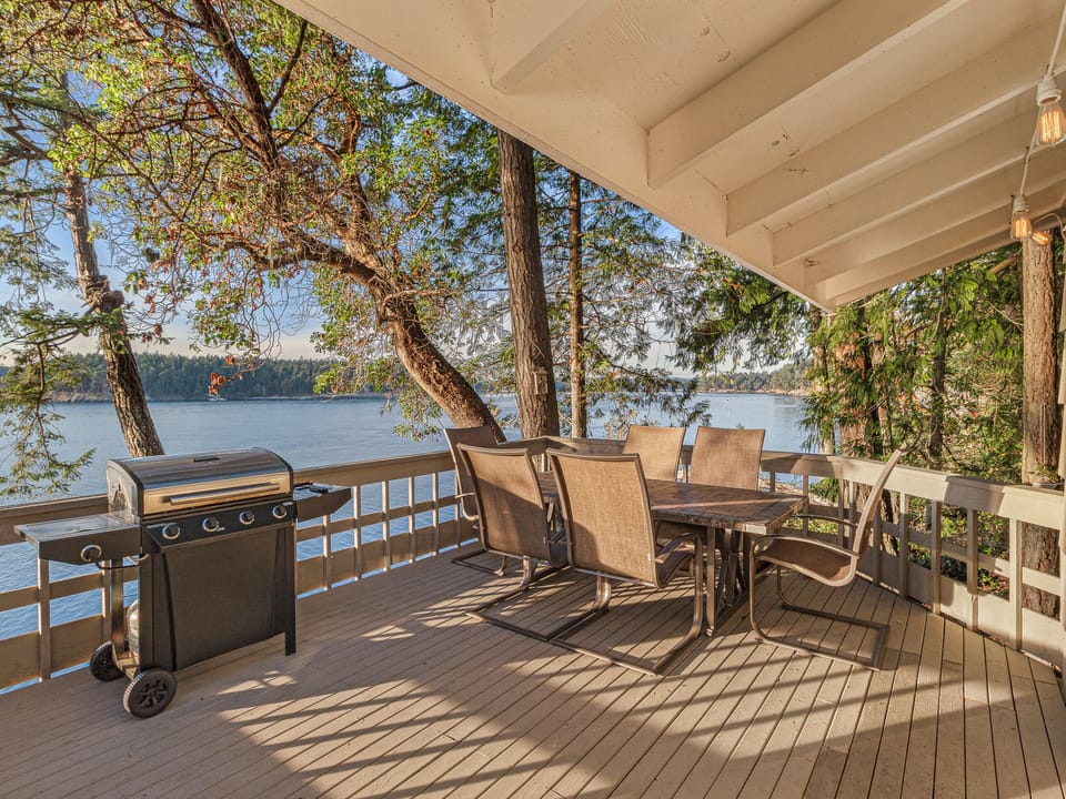 Enjoy grilling while the sun sets in the distance.